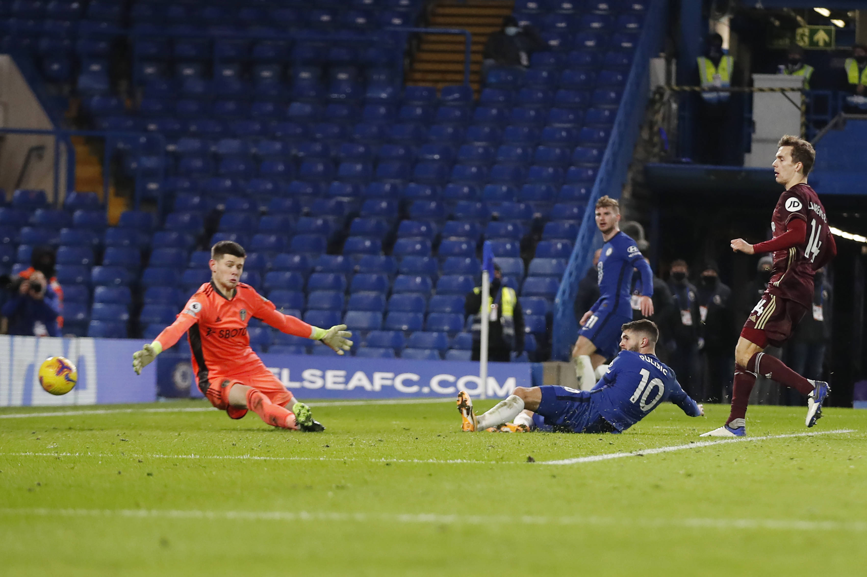 通过细心的 通过细心的